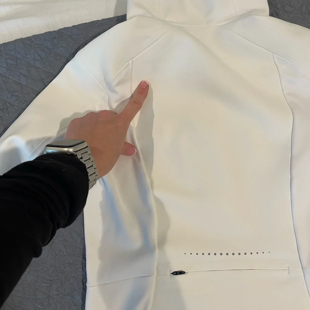 Lululemon Cross Chill Performance Jacket 6 - Picture 8 of 16